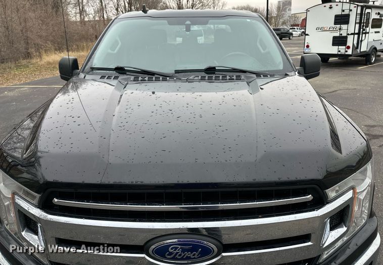 image for item DF8447 2020 Ford F150 SuperCrew pickup truck