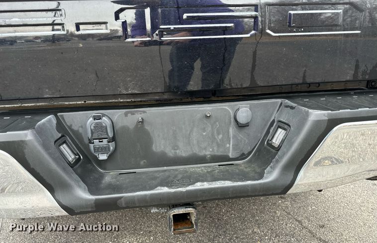 image for item DF8447 2020 Ford F150 SuperCrew pickup truck