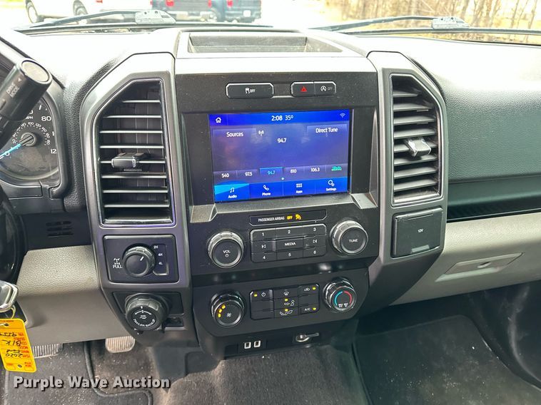 image for item DF8447 2020 Ford F150 SuperCrew pickup truck