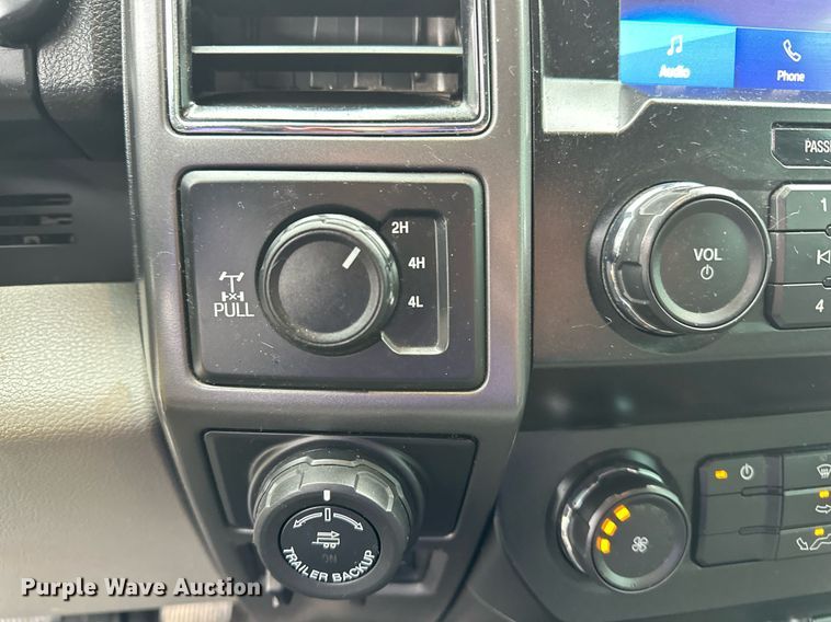 image for item DF8447 2020 Ford F150 SuperCrew pickup truck