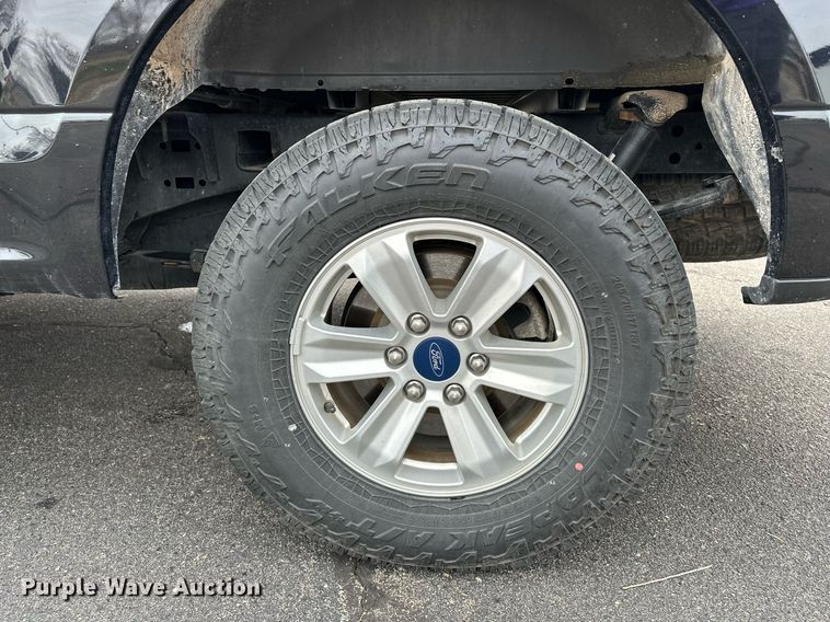 image for item DF8447 2020 Ford F150 SuperCrew pickup truck