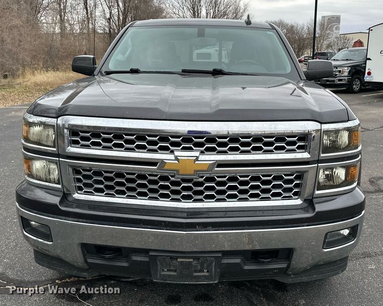 image for item DF8448 2015 Chevrolet Silverado 1500 Crew Cab pickup truck