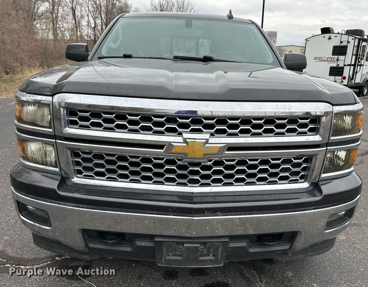 image for item DF8448 2015 Chevrolet Silverado 1500 Crew Cab pickup truck