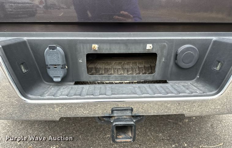 image for item DF8448 2015 Chevrolet Silverado 1500 Crew Cab pickup truck