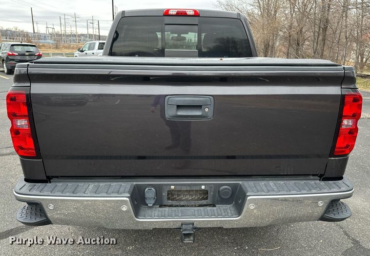 image for item DF8448 2015 Chevrolet Silverado 1500 Crew Cab pickup truck