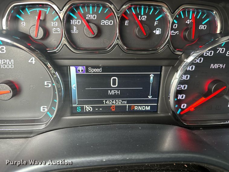 image for item DF8448 2015 Chevrolet Silverado 1500 Crew Cab pickup truck