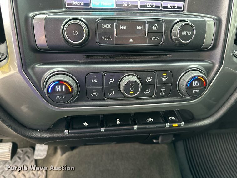 image for item DF8448 2015 Chevrolet Silverado 1500 Crew Cab pickup truck