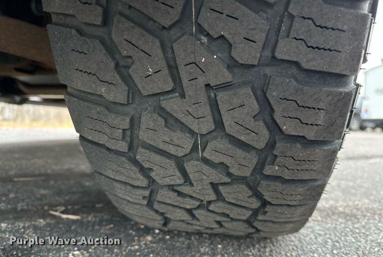 image for item DF8448 2015 Chevrolet Silverado 1500 Crew Cab pickup truck