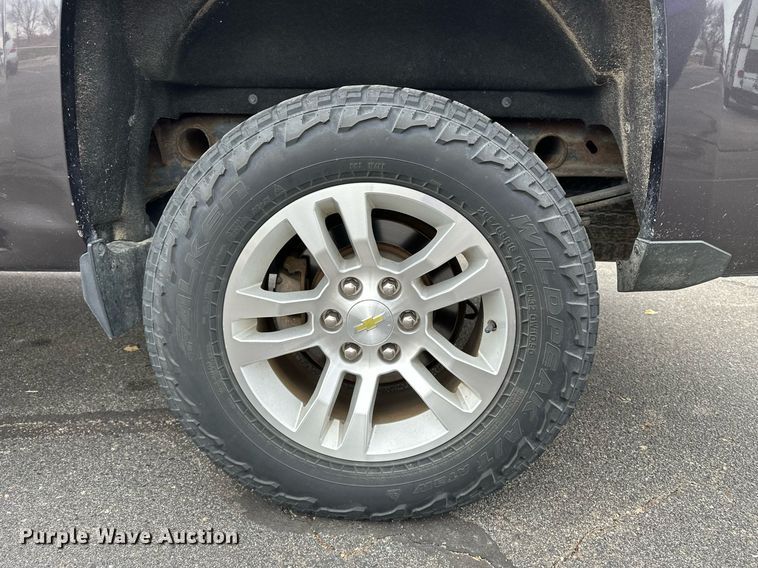 image for item DF8448 2015 Chevrolet Silverado 1500 Crew Cab pickup truck