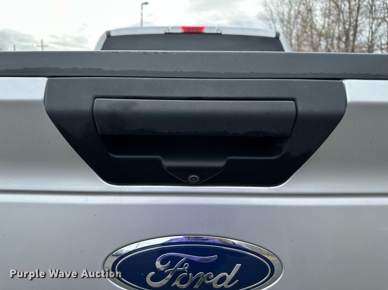 image for item DF8449 2019 Ford F150 SuperCrew pickup truck