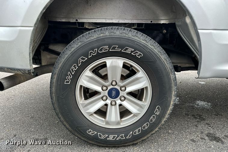 image for item DF8449 2019 Ford F150 SuperCrew pickup truck