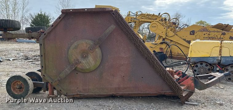 image for item DJ9737 Brush Hog 7030 batwing rotary mower