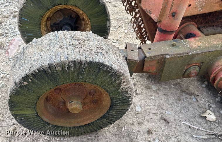 image for item DJ9737 Brush Hog 7030 batwing rotary mower