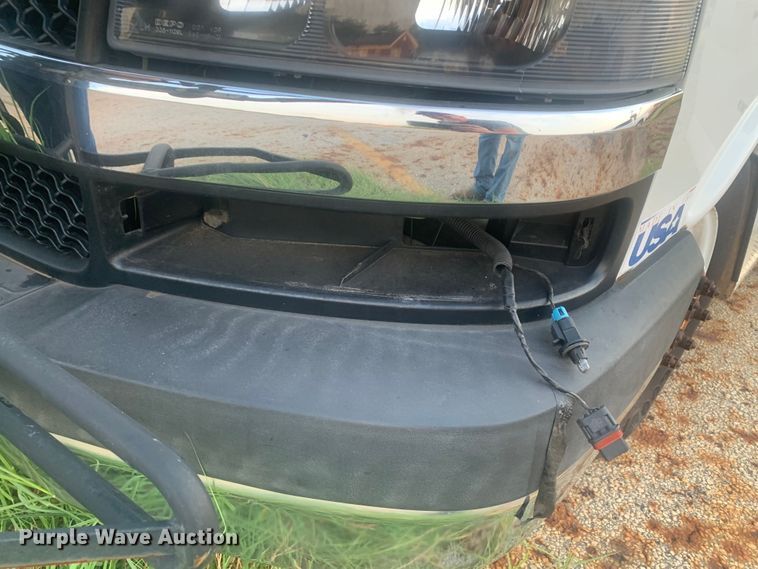 image for item DM1765 2016 Chevrolet  4500 shuttle bus