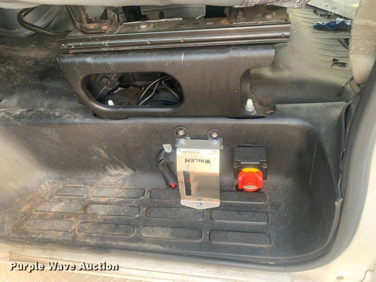 image for item DM1765 2016 Chevrolet  4500 shuttle bus