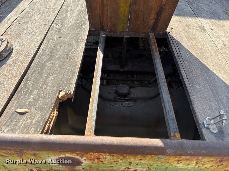 image for item DM1889 1954 International R-110 Series pickup truck