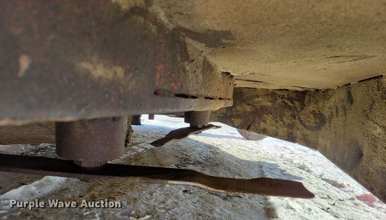 image for item DN3649 2002 Jacobsen lawn mower