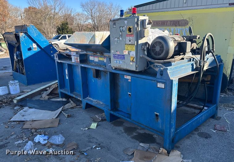 image for item DO0005 1998 Excel EX60 horizontal closed door baler