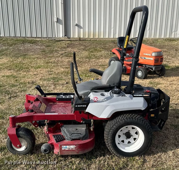 image for item DO0035 eXmark Radius ZTR lawn mower