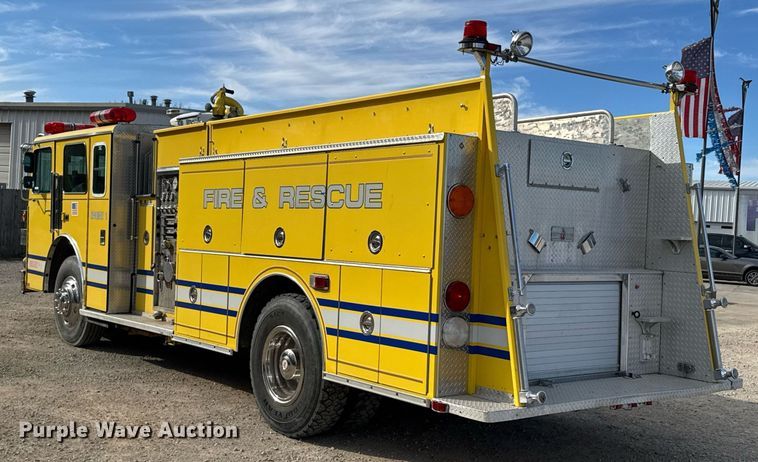 image for item DO0037 1986 Sutphen Deluge pumper fire truck