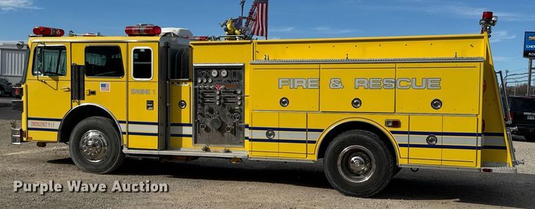 image for item DO0037 1986 Sutphen Deluge pumper fire truck