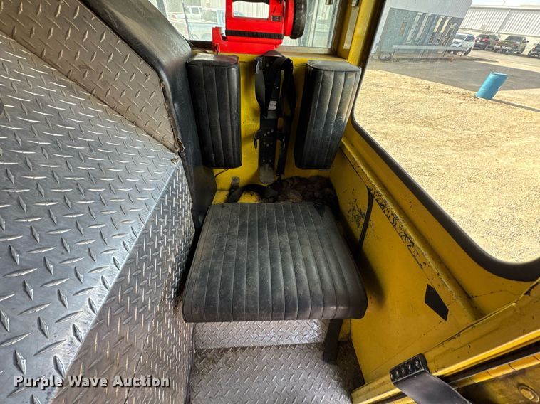 image for item DO0037 1986 Sutphen Deluge pumper fire truck