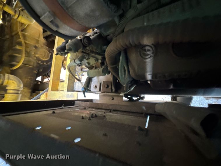 image for item DO0037 1986 Sutphen Deluge pumper fire truck