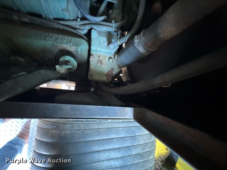 image for item DO0037 1986 Sutphen Deluge pumper fire truck