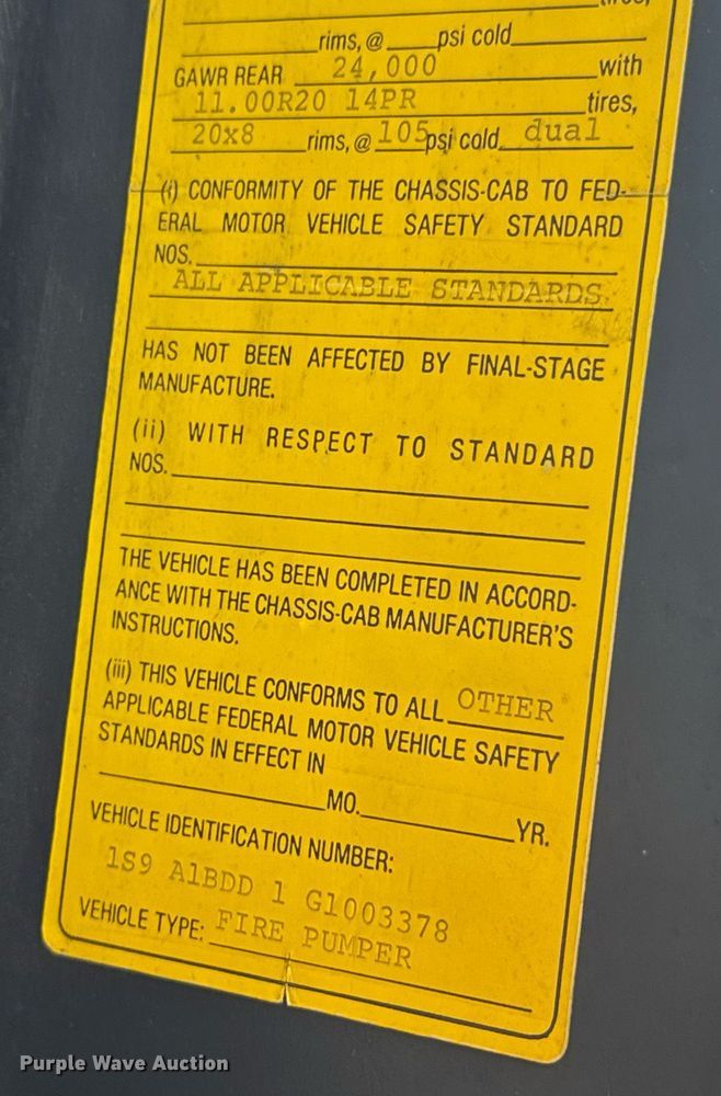 image for item DO0037 1986 Sutphen Deluge pumper fire truck