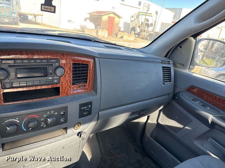 image for item DO0048 2006 Dodge Ram 1500 pickup truck