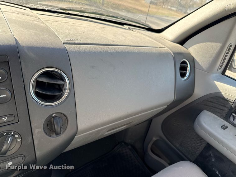 image for item DO0054 2007 Ford F150 SuperCab pickup truck