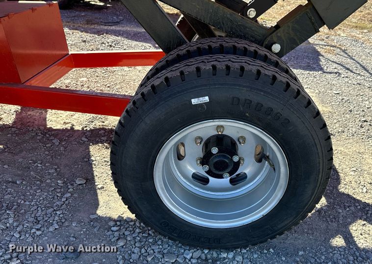 image for item DO0458 2024 Erie Industries Group EH15T portable loading dock