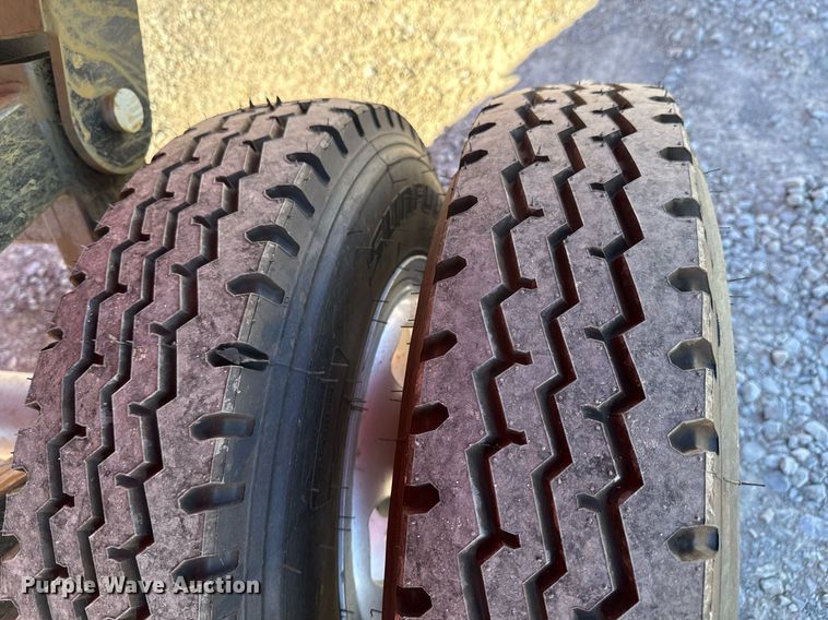 image for item DO0458 2024 Erie Industries Group EH15T portable loading dock