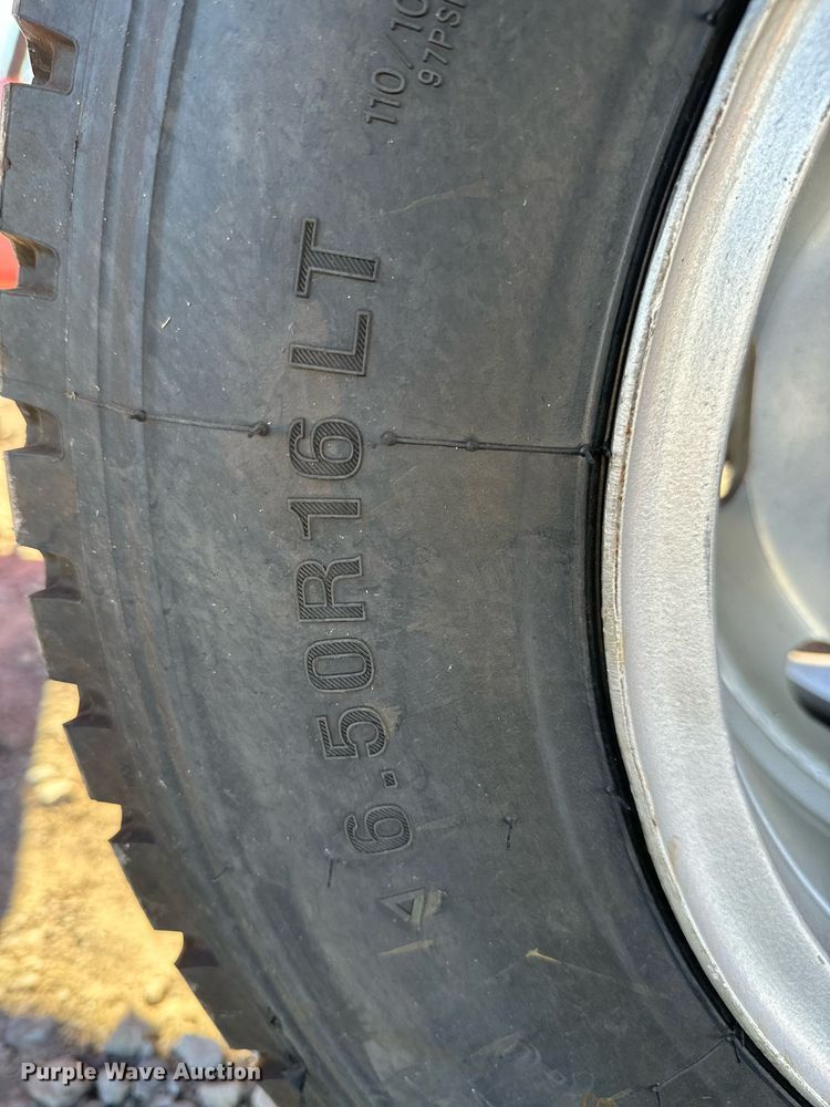 image for item DO0458 2024 Erie Industries Group EH15T portable loading dock