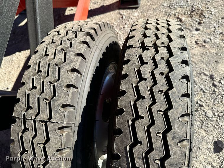 image for item DO0458 2024 Erie Industries Group EH15T portable loading dock