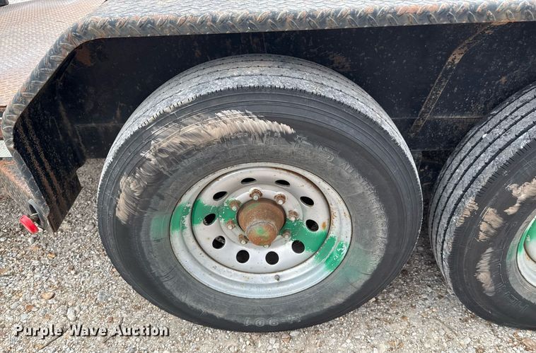 image for item DO0549 2013 Lone Star equipment trailer