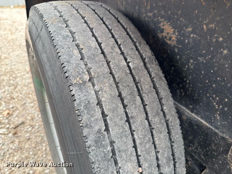 image for item DO0549 2013 Lone Star equipment trailer