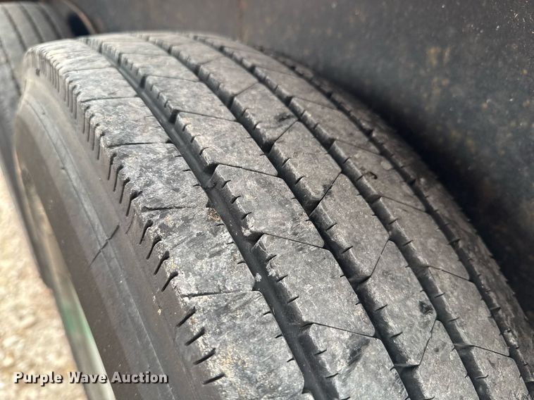 image for item DO0549 2013 Lone Star equipment trailer