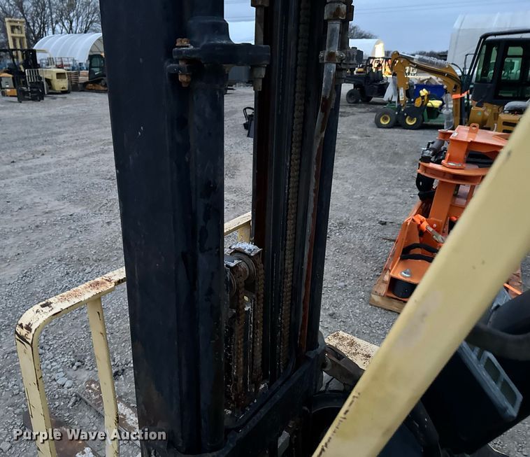 image for item DO0559 Hyster H50XM forklift