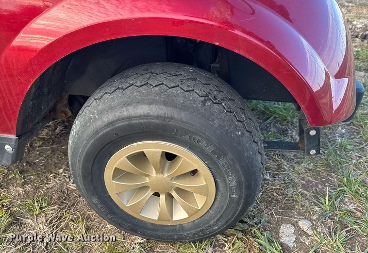 image for item DO0574 2019 E-Z-Go TXT golf cart