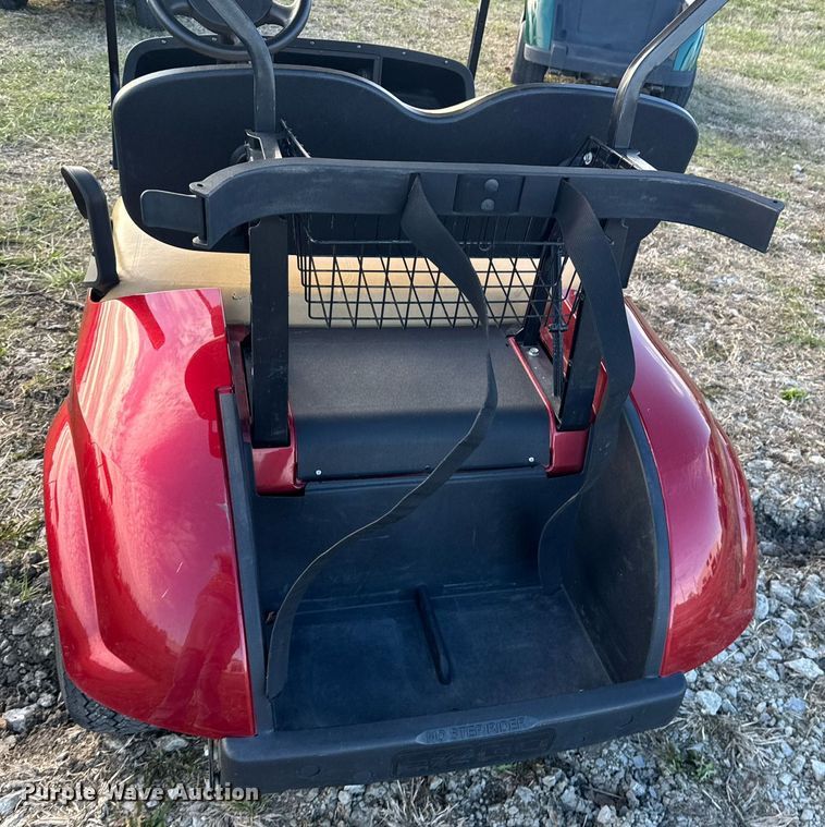 image for item DO0575 2019 E-Z-Go TXT golf cart