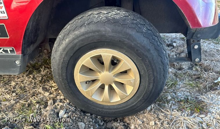 image for item DO0575 2019 E-Z-Go TXT golf cart