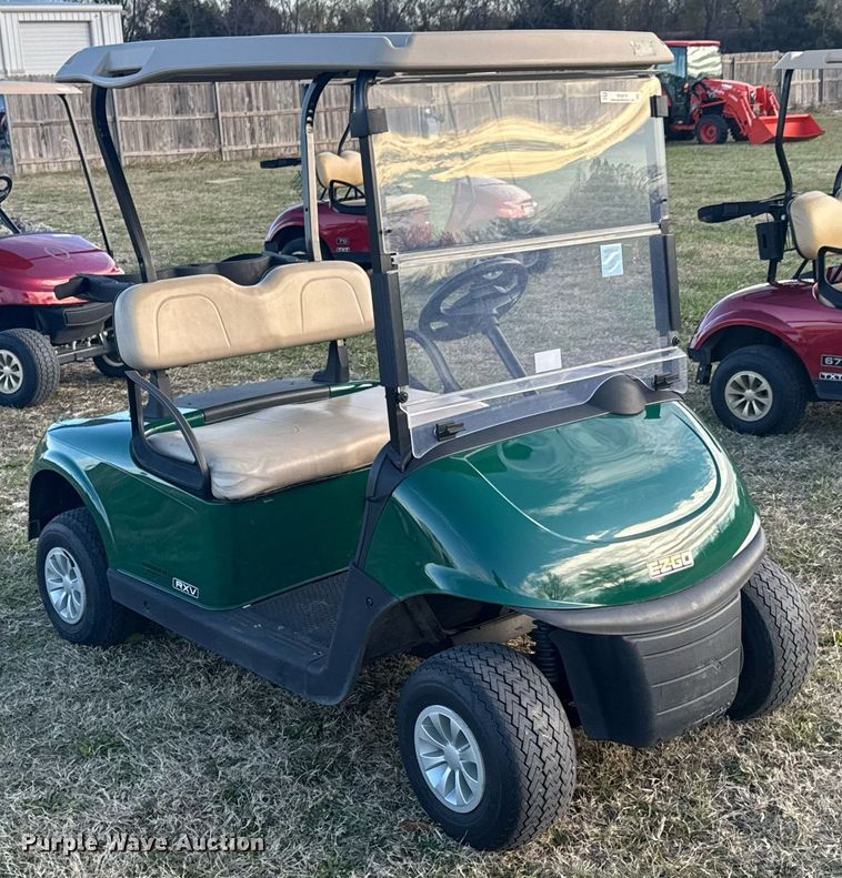 image for item DO0578 2019 E-Z-GO RXV golf cart