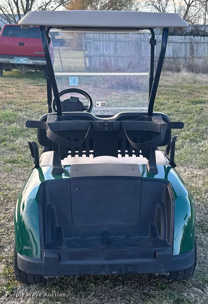 image for item DO0578 2019 E-Z-GO RXV golf cart