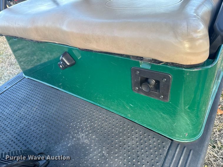 image for item DO0578 2019 E-Z-GO RXV golf cart