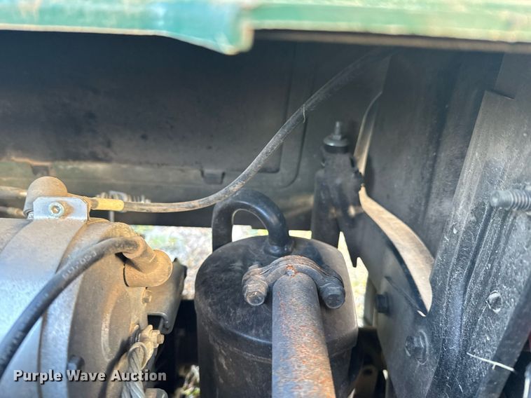 image for item DO0578 2019 E-Z-GO RXV golf cart