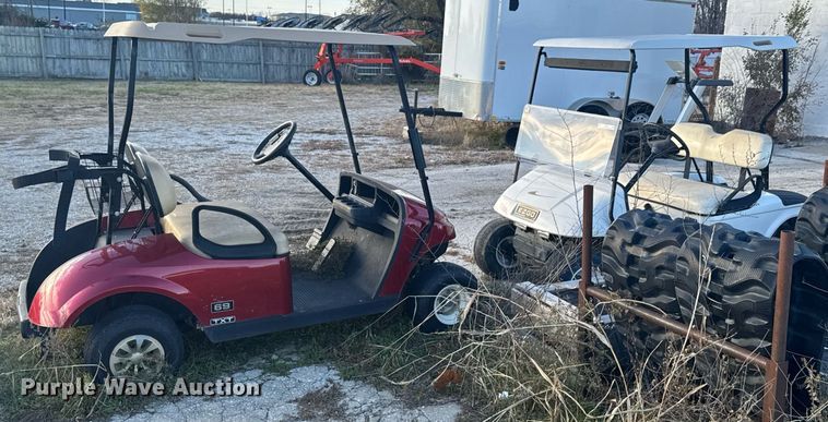 image for item DO0581 (2) E-Z-GO golf carts