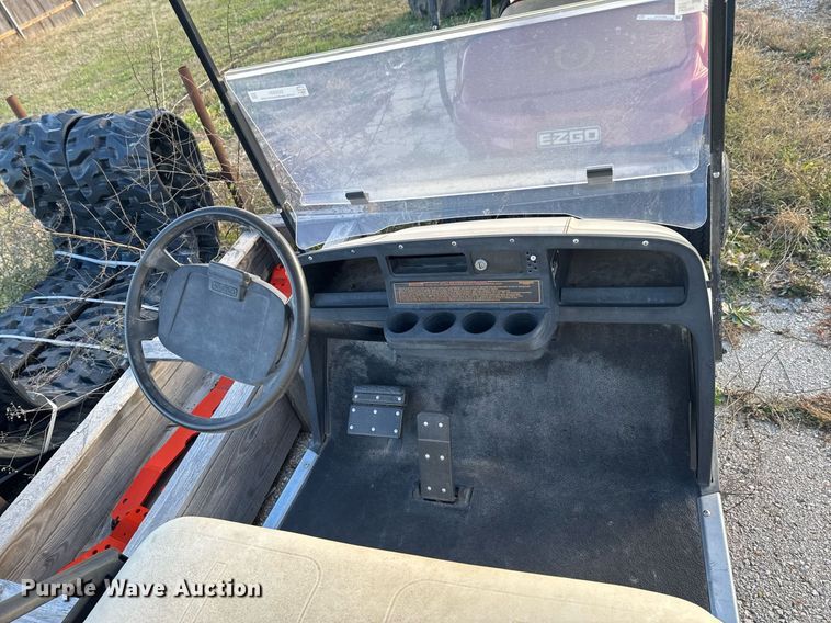 image for item DO0581 (2) E-Z-GO golf carts