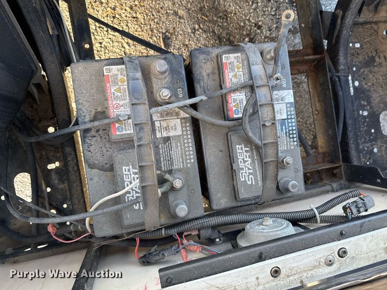 image for item DO0581 (2) E-Z-GO golf carts