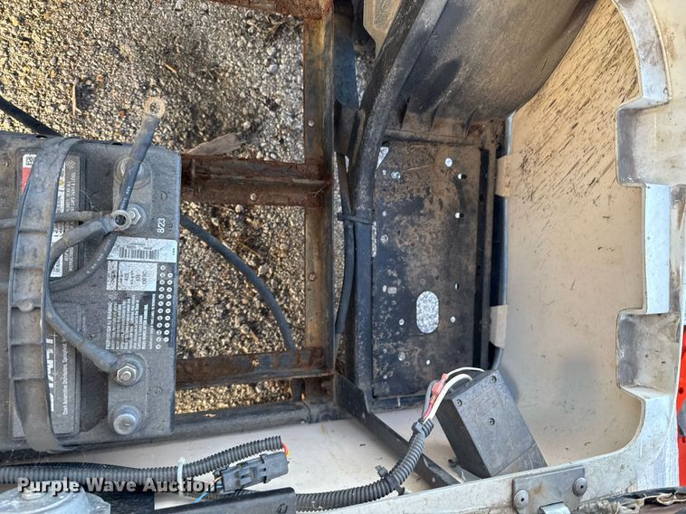 image for item DO0581 (2) E-Z-GO golf carts